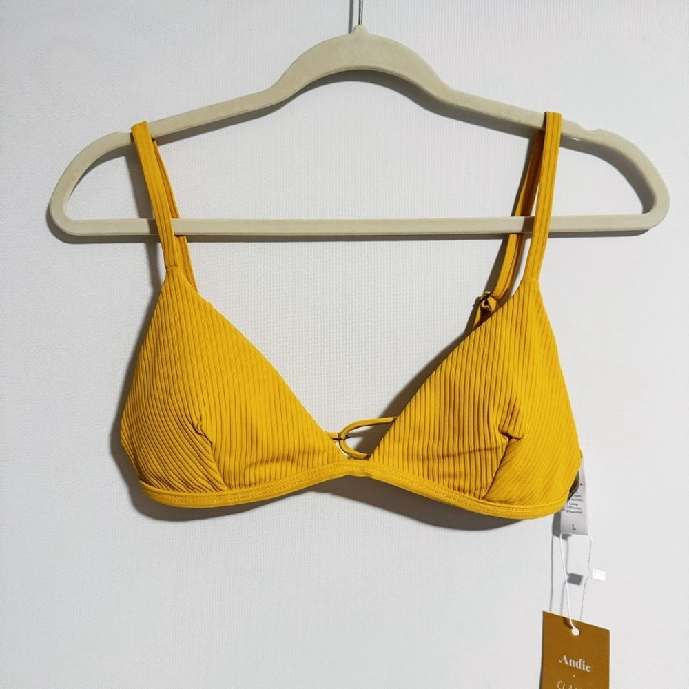 Andie - The Gold Coast Ribbed Bikini Top